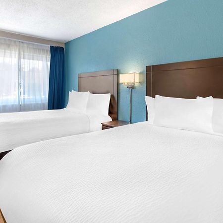 Days Inn By Wyndham Wrightstown Mcguire Afb Bordentown Zewnętrze zdjęcie