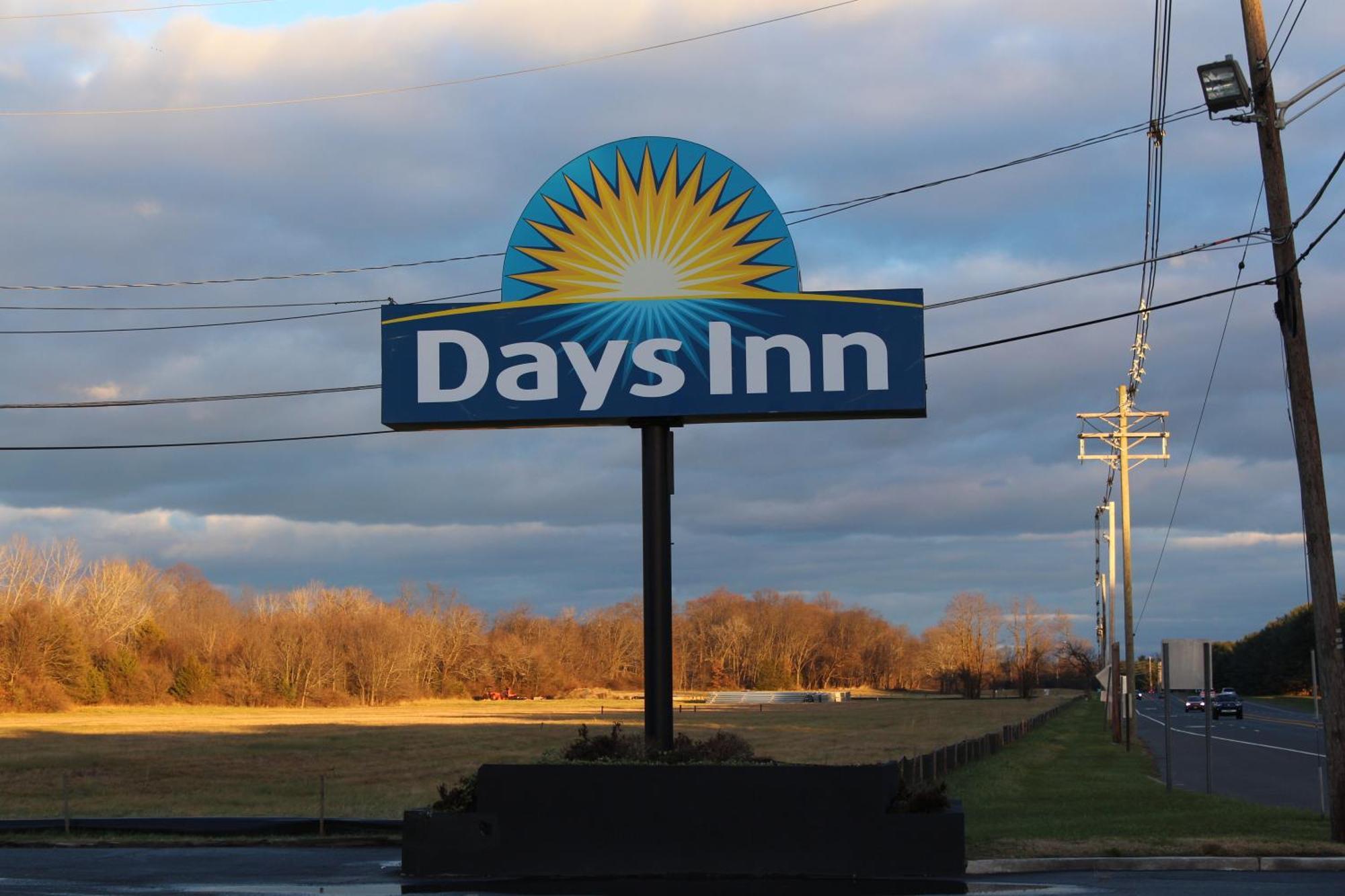 Days Inn By Wyndham Wrightstown Mcguire Afb Bordentown Zewnętrze zdjęcie