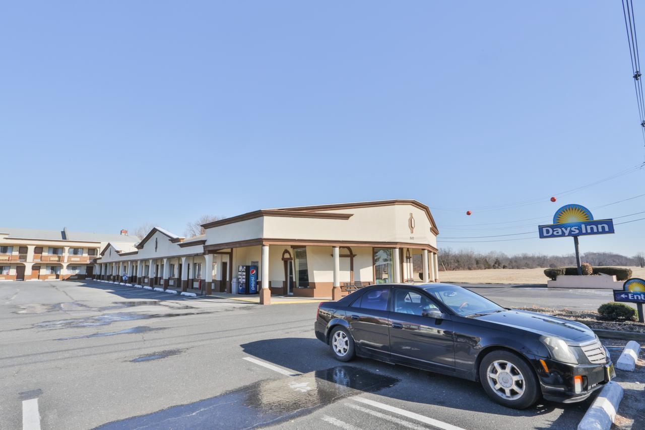 Days Inn By Wyndham Wrightstown Mcguire Afb Bordentown Zewnętrze zdjęcie